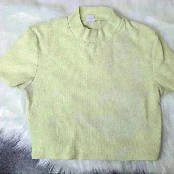 Me to We ribbed green tea crop top size M - Picture 6 of 6